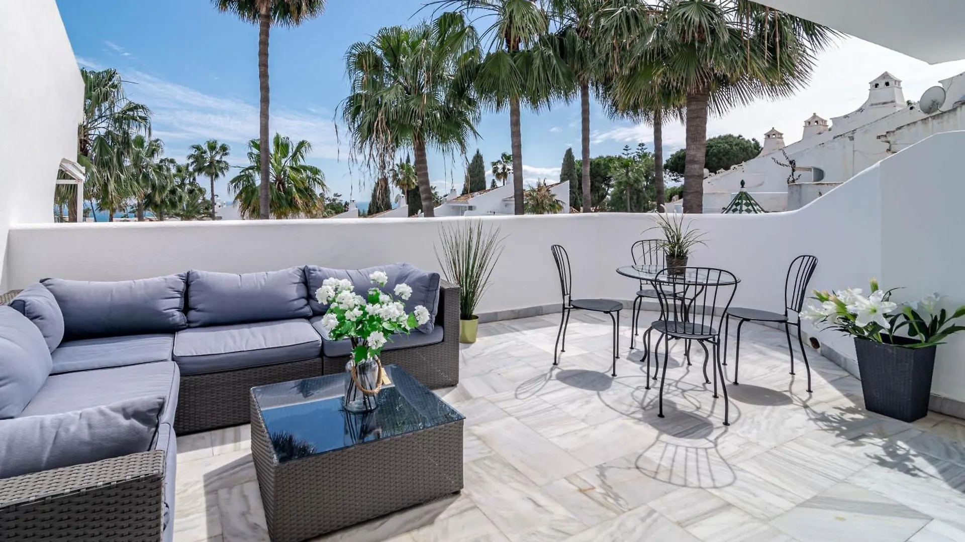 Holiday home 3 Townhouse With Private Garden In Marbella Villa